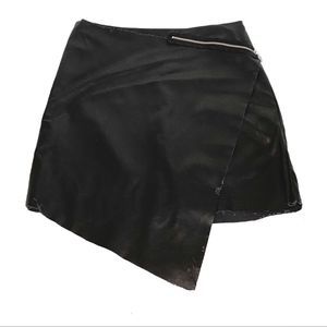 Lily White Faux Vegan Leather Skirt W/ Raw Hem S